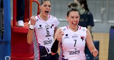 Galeria z meczu Ligi Mistrzów Chemik - Eczacibasi Stambuł